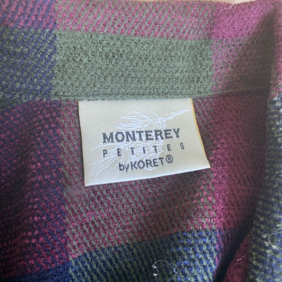 Vintage Plaid Button Up - Picture 3 of 3